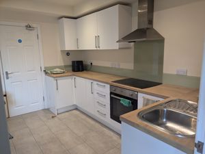 Photo 17- click for photo gallery